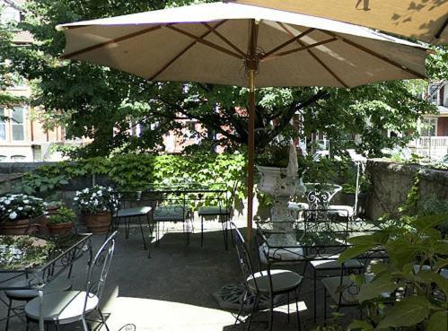 Hotel Belvedere Kingston Luaran gambar